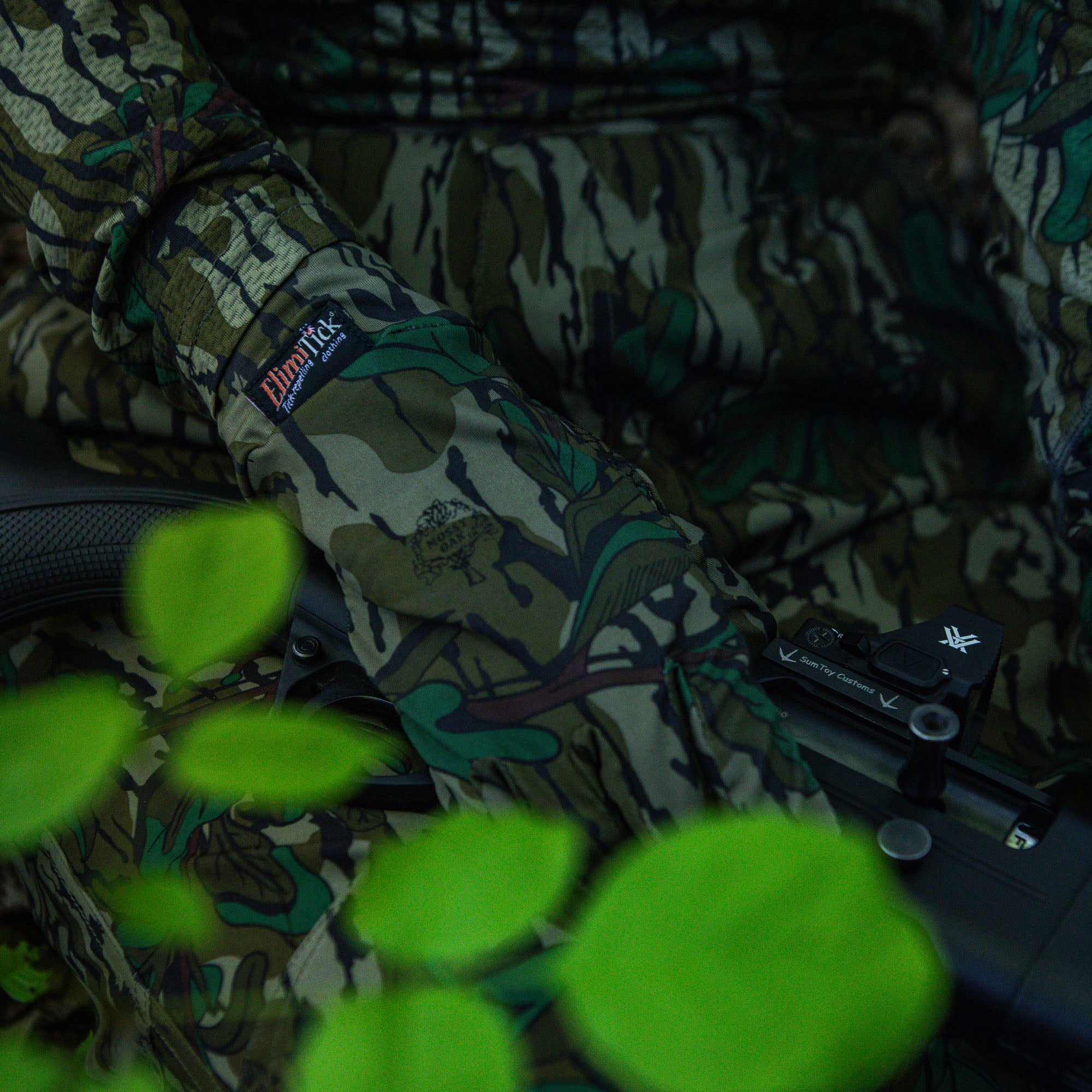 Gamehide ElimiTick FlexGuard Glove - Lifestyle - Mossy Oak Greenleaf