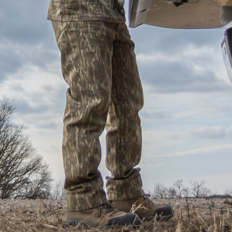 hunter in mossy oak new bottomalnd camo pant